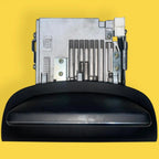 Estéreo Pantalla Mazda 3 Usado Original 14-18 Bjs7669c0h Negro