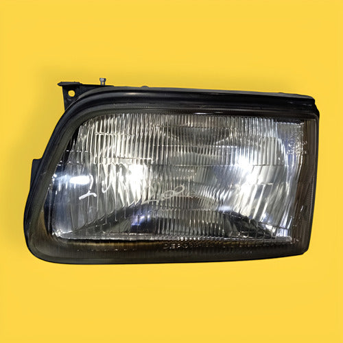 Faro Izquierdo Chevrolet Luv Usado Depo 98-03 Izquierdo/conductor