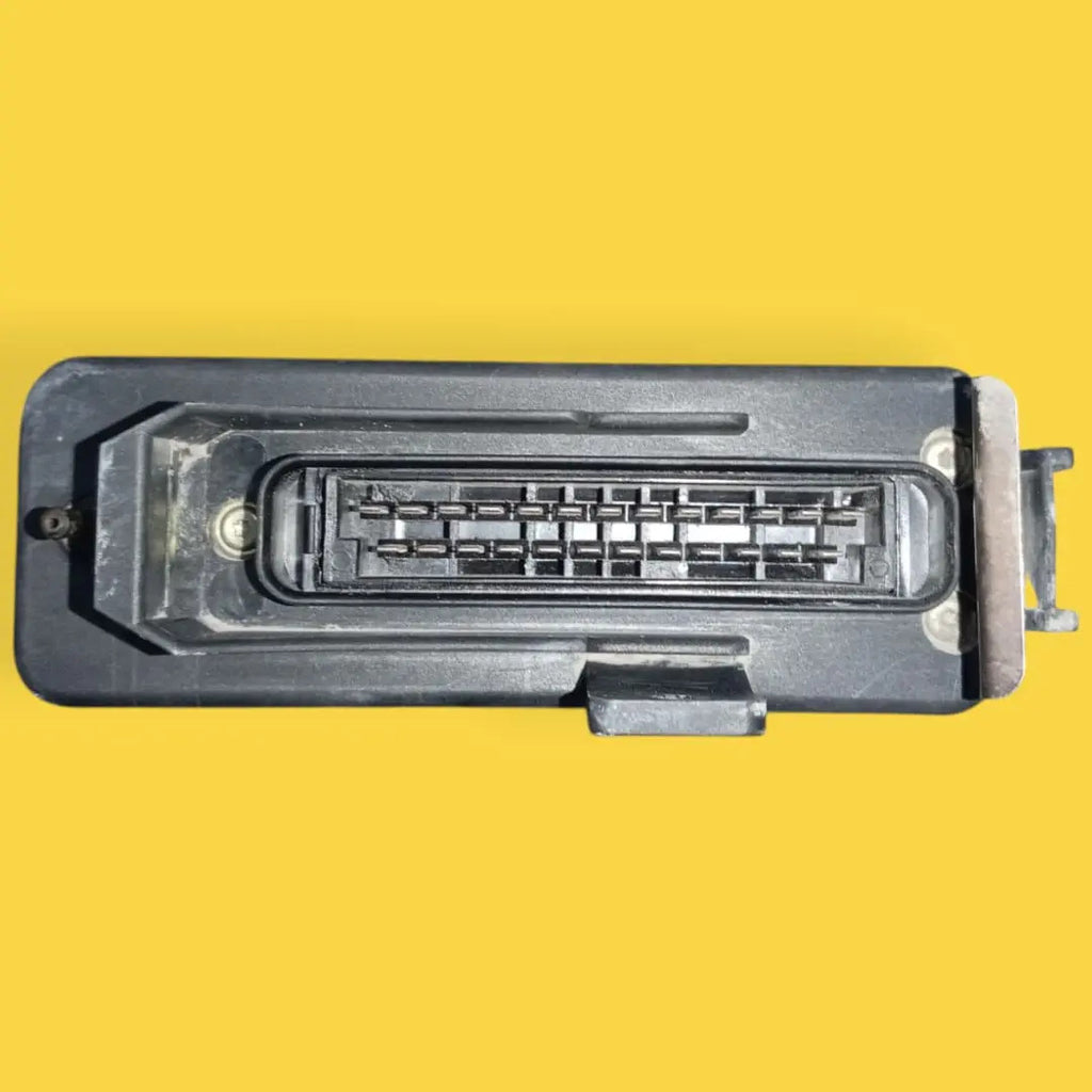 Computadora Motor Vw Derby 1.8 Usado Orig. 99-04 037906022gm