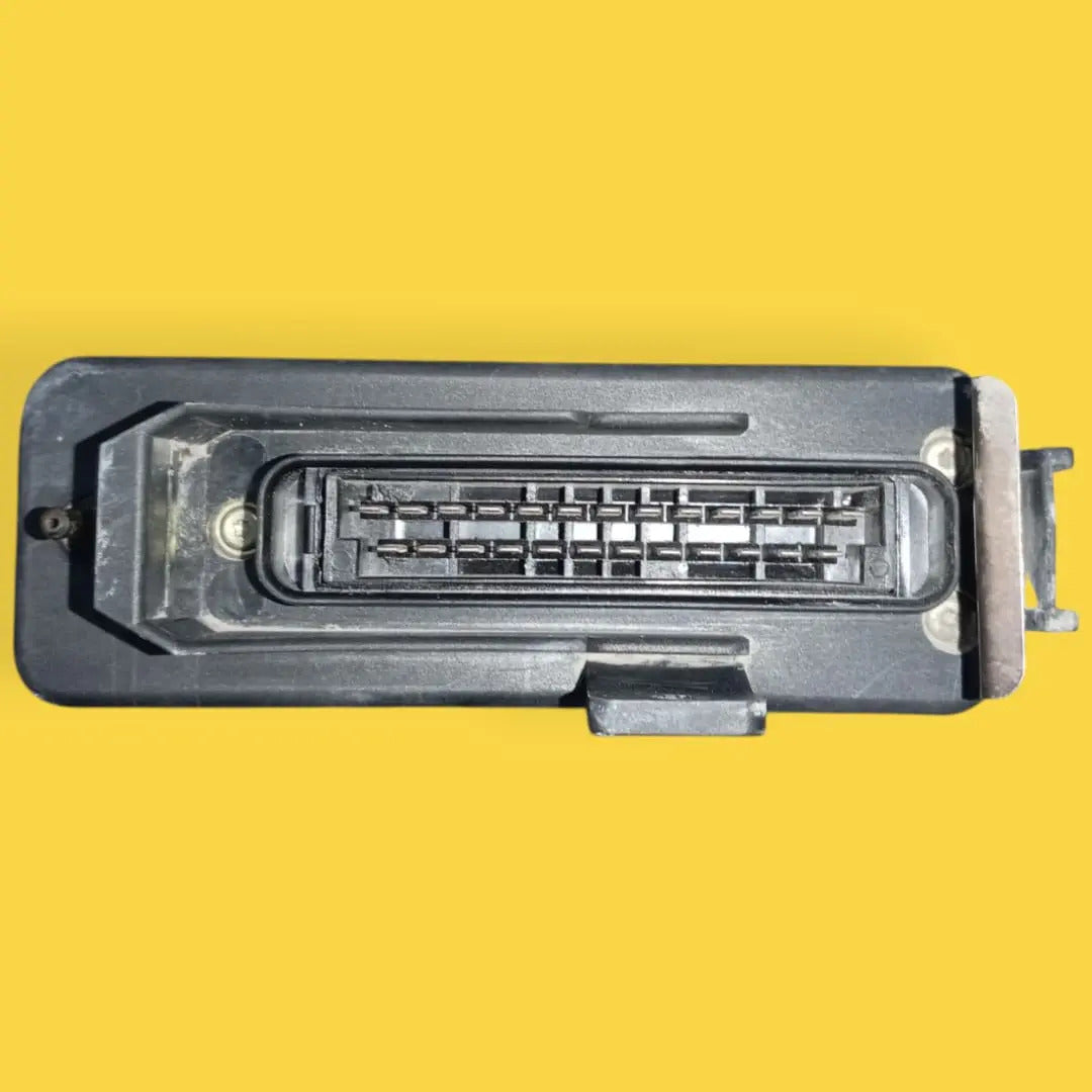 Computadora Motor Vw Derby 1.8 Usado Orig. 99-04 037906022gm