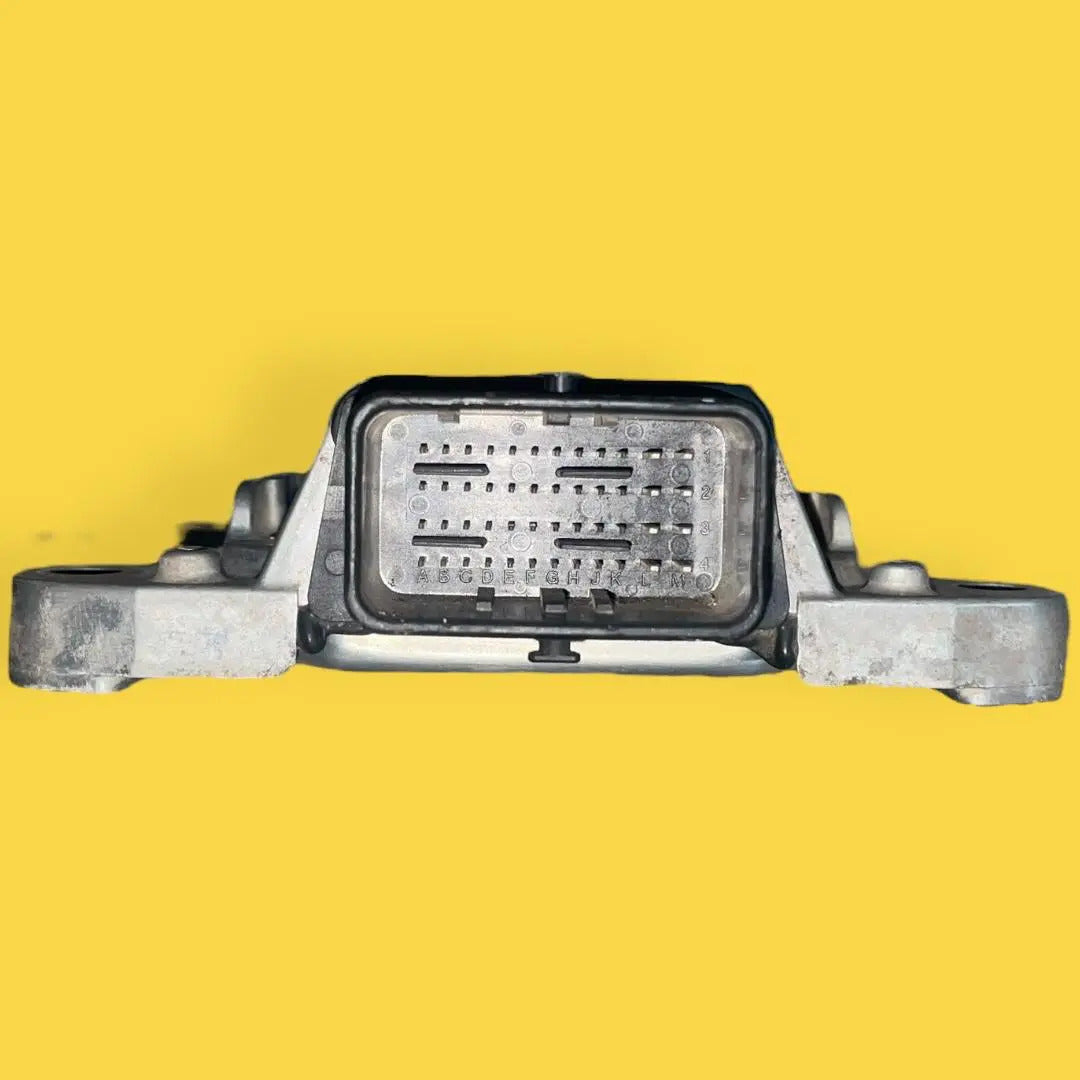 Computadora Tcm Nissan Versa Usado Original 11-17 310363al9d