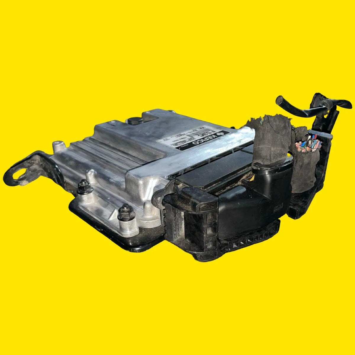 Computadora Motor Hyundai Accent 1.6 Autm. 12-14 391102bas1