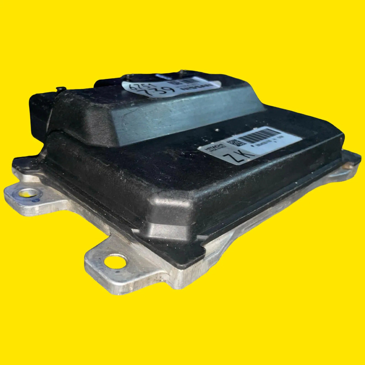 Computadora Motor Nissan Versa Orig. 20-24 Bem532700