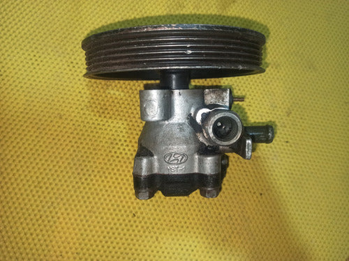 Bomba Direccion Hidraulica Kia Optima 00-06 Usado Original