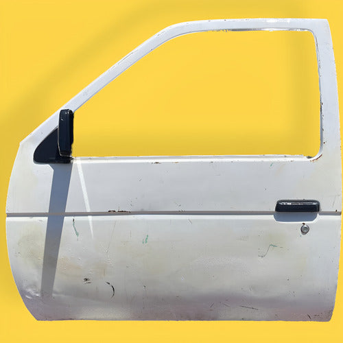 Puerta Izquierda Nissan D21 Pickup Usada Original 87-08 Delantera Izquierdo Blanco