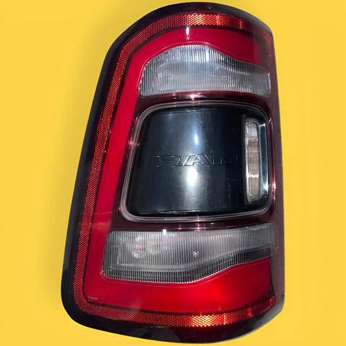 Calavera Izquierda Dodge Ram Usado Original 19-24 Izquierdo/conductor Rojo
