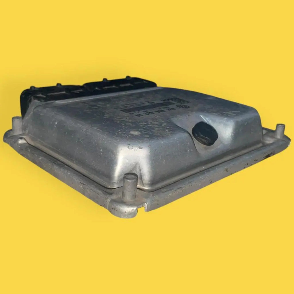 Computadora Motor Vw Jetta, Bora 2.5 Autm. 05-06 07k906032aq