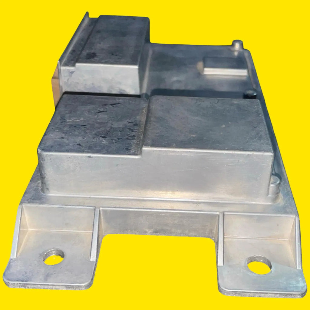 Amplificador Aux. Escalade/tahoe/sierra/yukon/silverado21-24 Negro