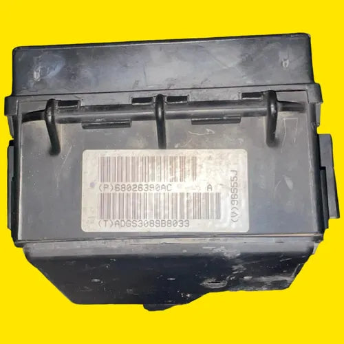 Caja Fusibles Grand Cherokee, Commander 09-10 P68026390ac