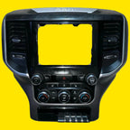 Bisel Marco Estéreo Dodge Ram Usada Original 19-24 Negro