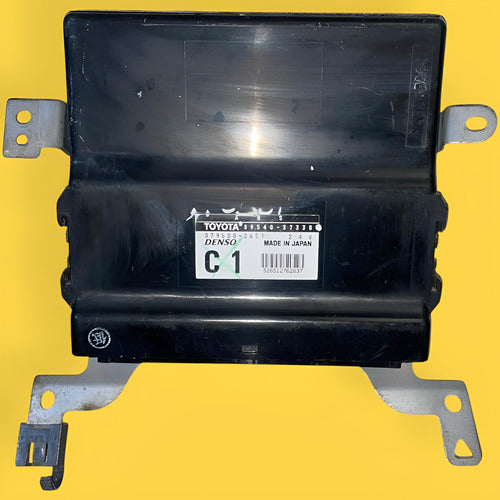 Modulo Abs Toyota Dyna, H300 Diésel Orig. 11-15 8954037330 Negro