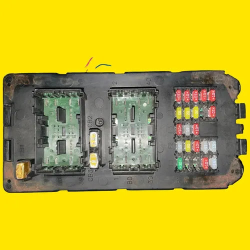 Caja Fusibles Jeep Cherokee, Commander Usado Original 05-07