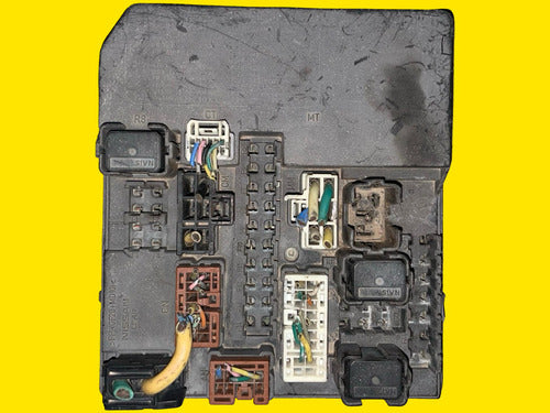 Caja Fusibles Ipdm Nissan Versa Usado Orig. 07-12 284b7em33a
