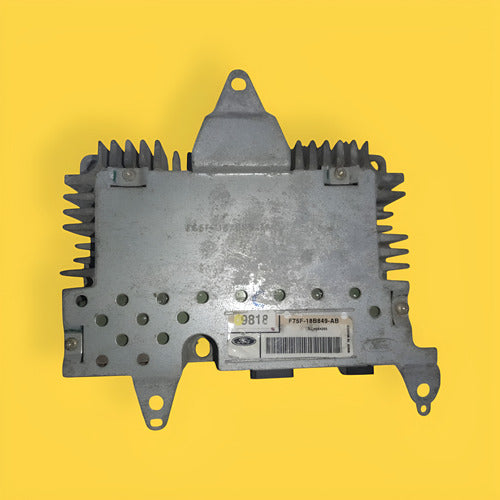 Amplificador Audio Ford Expedition Usado Original 97-03 Gris