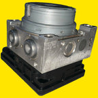 Modulo Abs Mazda2, Toyota Yaris R Usado Orig 16-20 Dg7n437a0