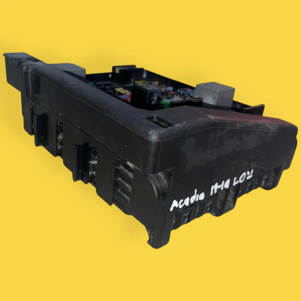 Caja Fusibles Gmc Acadia Usado Original 17-19 84155665