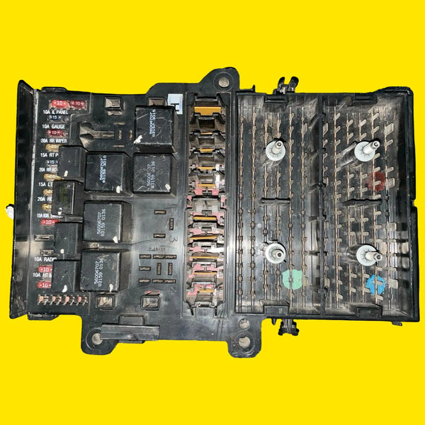 Caja Fusibles Caravan, Voyager, Town&country 96-00 P4707797