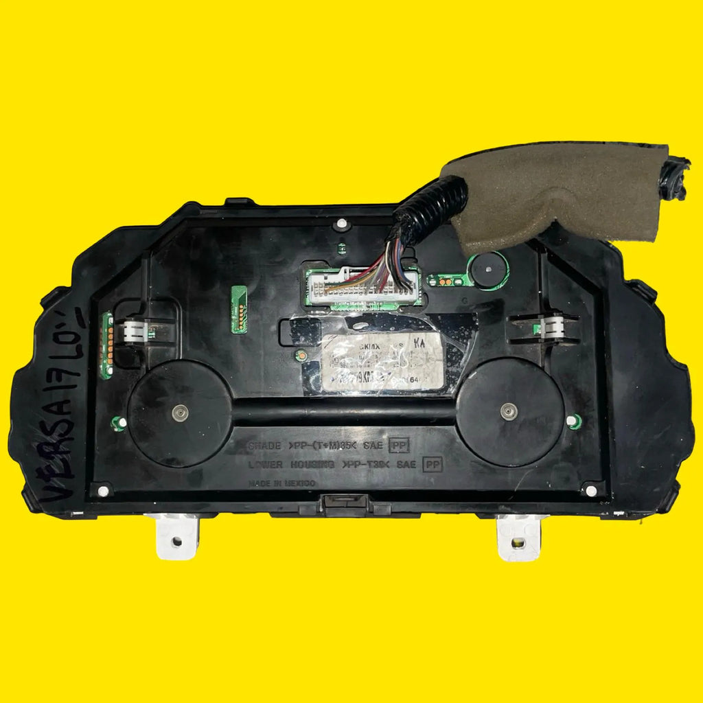 Clúster Velocímetro Nissan Versa Std. Orig. 12-19 248109km0a Negro