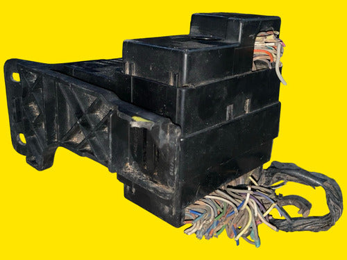 Caja Fusibles Chevrolet Impala Usado Original 00-05 12190399