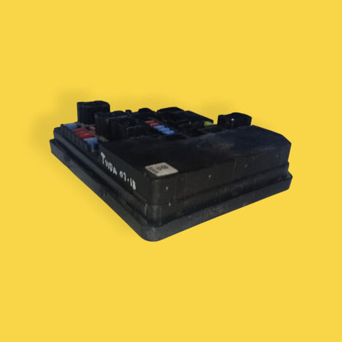 Caja De Fusibles Ipdm Bcm Nissan Tiida Usado Original 07-18
