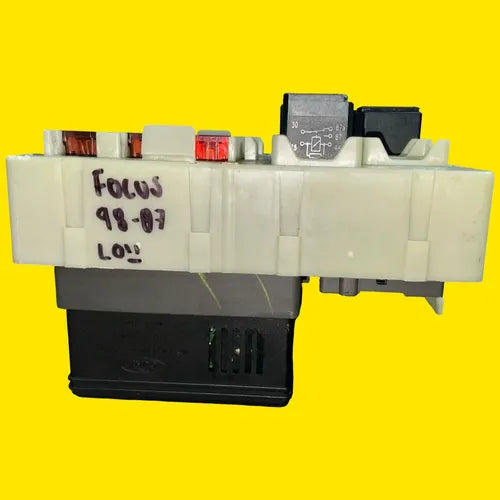 Caja Fusibles Bcm Ford Focus Usado Orig. 98-07 98a614a073lc