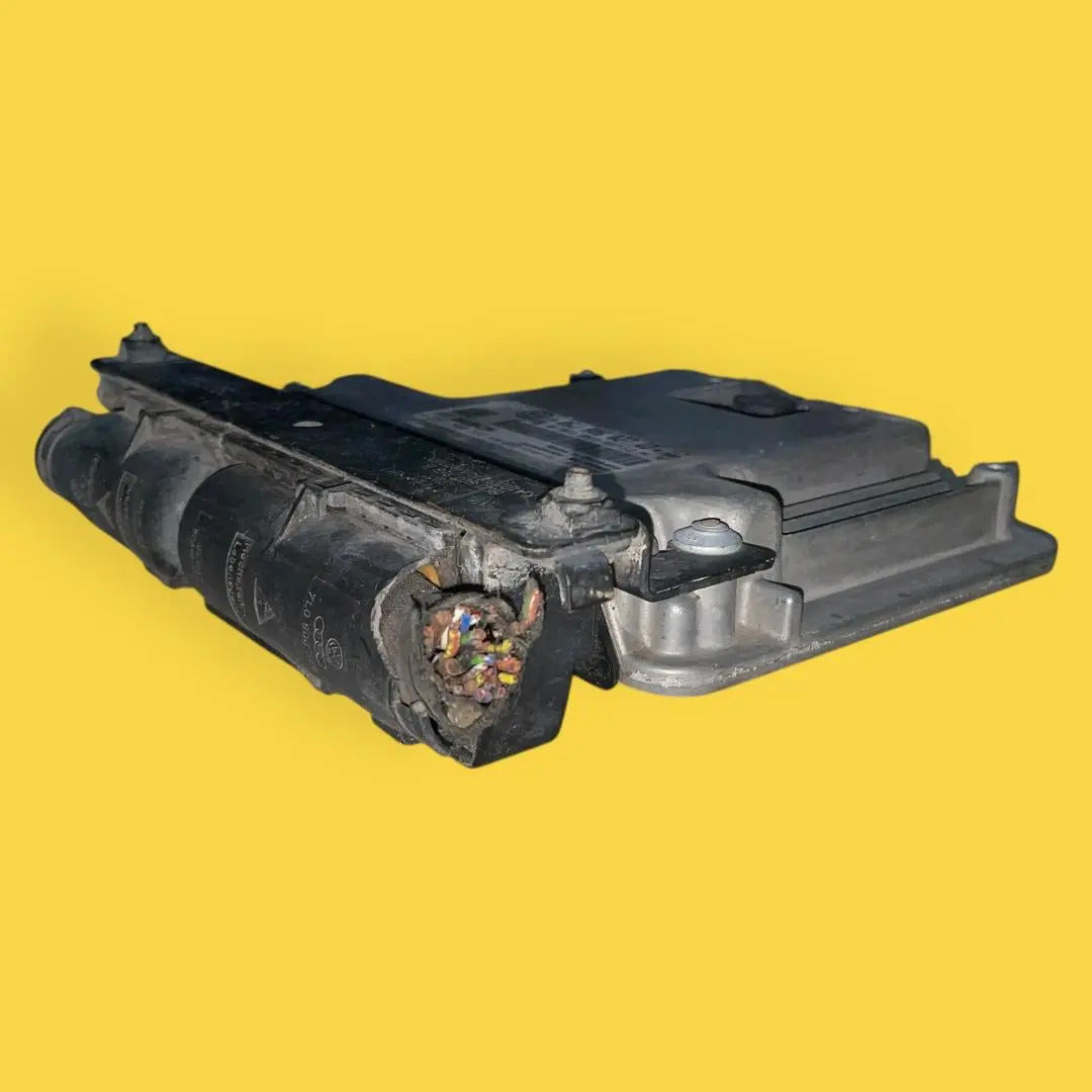 Computadora Motor Vw Tiguan 2.0t Original 11-15 06j906027gd