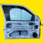 Puerta Delantera Izquierda Ford Courier Usada Orig. 07-12 Delantera Izquierdo Blanco