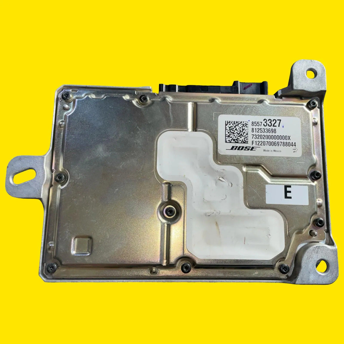 Amplificador Bose Tahoe/suburban/yukon/escalade Orig. 21-23 Gris