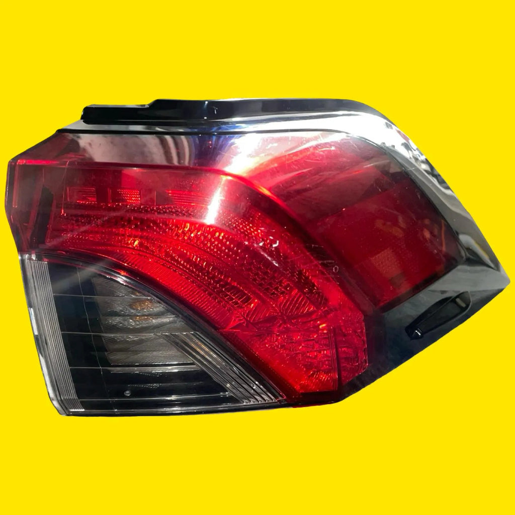 Calavera Derecha Toyota Rav4 Usado Original 19-25 Derecho/pasajero Rojo
