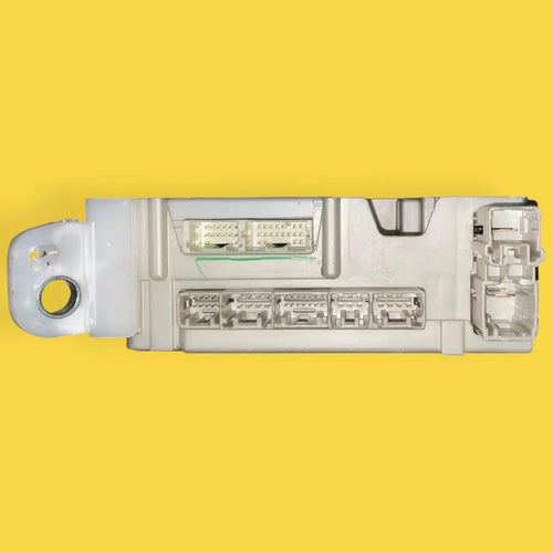 Caja Fusibles Bcm Toyota Hilux Usado Orig. 16-22 892210k051