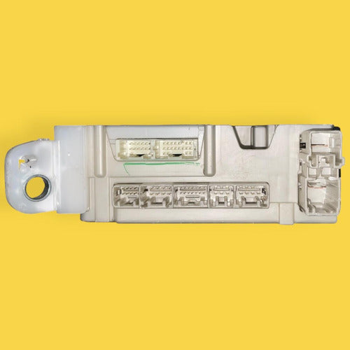 Caja Fusibles Bcm Toyota Hilux Usado Orig. 16-22 892210k051