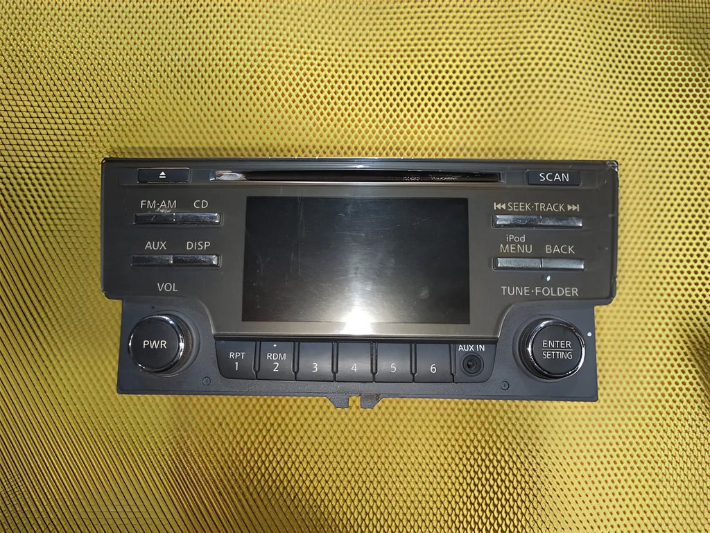 Estereo Pantalla Nissan Sentra 13-16 Usado Original Negro