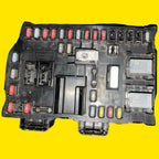 Caja Fusibles Chevrolet Equinox Usado Orig. 04-09 25886119