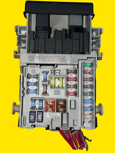 Caja Fusibles Interior Cruze, Malibu Original 10-16 13222786