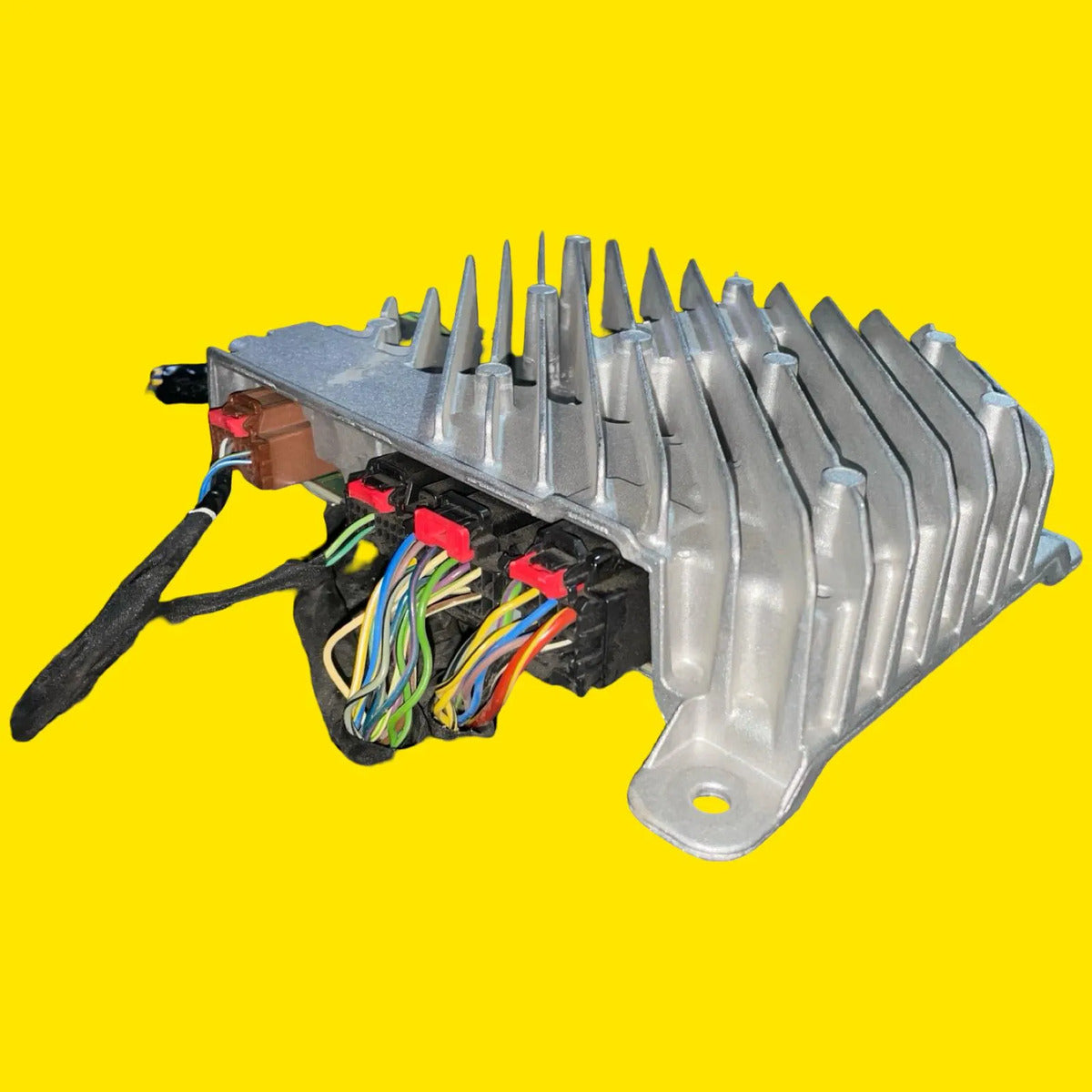 Amplificador Silverado/sierra/escalade/tahoe/suburban 18-23 Gris