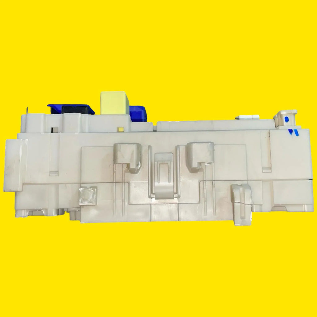 Caja Fusibles Mitsubishi L200 Usado Orig. 24-26 24350a000p