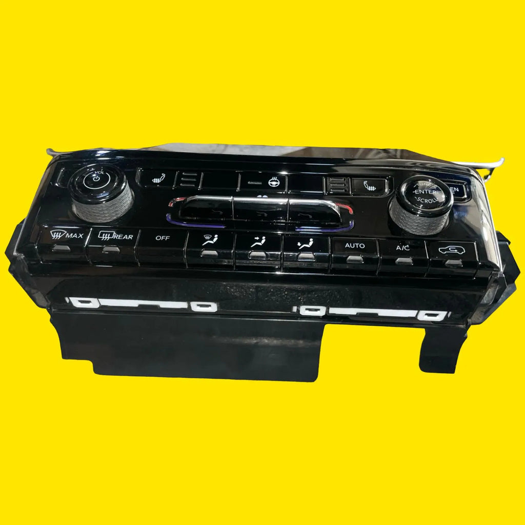 Estéreo Pantalla Jeep Grand Cherokee Usado Orig. 21-24 Negro