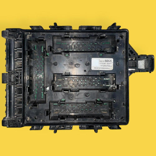 Caja Fusibles Gmc Acadia Usado Original 17-19 84155665