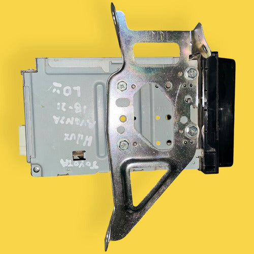 Estereo Pantalla Toyota Hilux, Avanza Usado Original 18-21 Negro