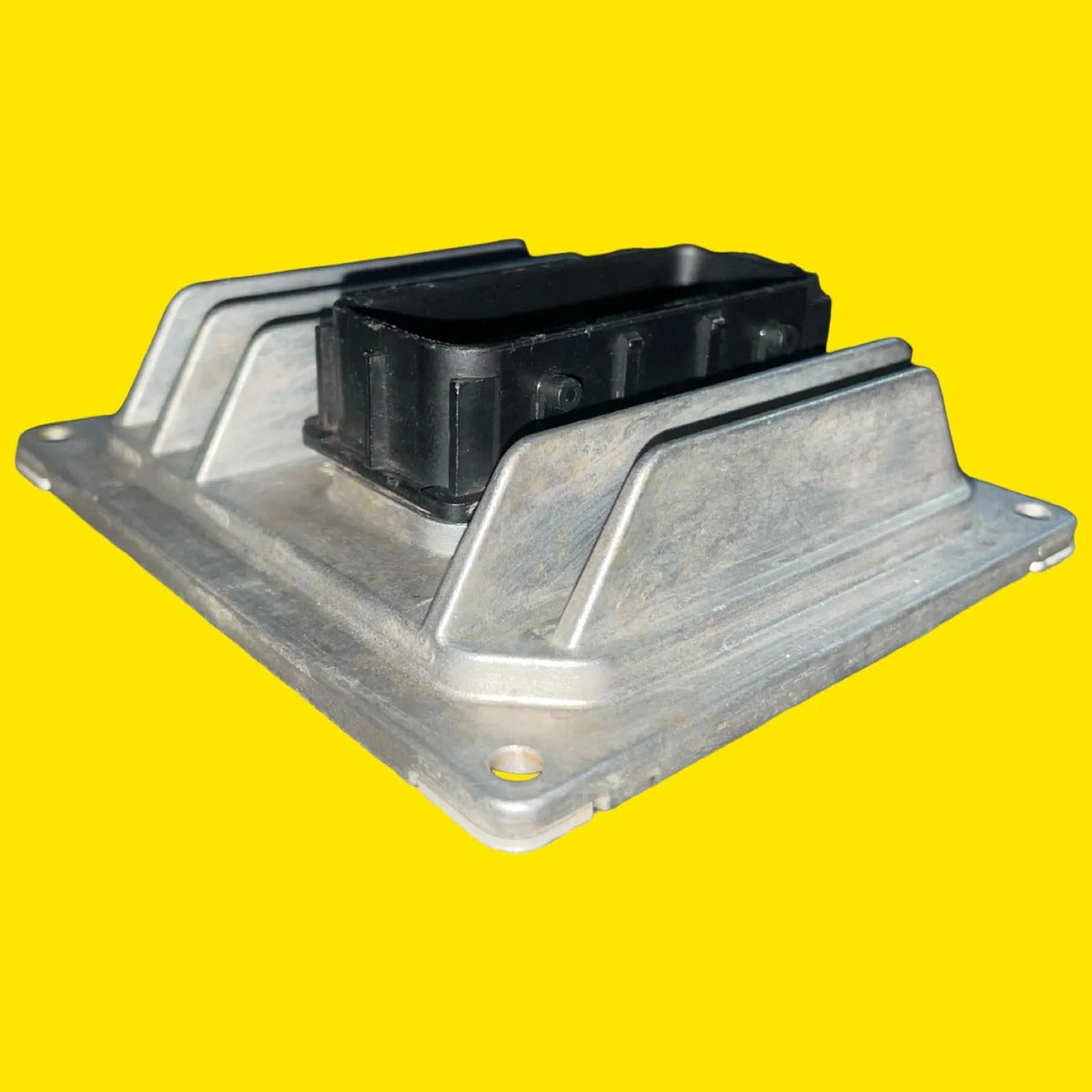 Computadora Tcm Encore/malibu/trailblazer 19-23 24299076