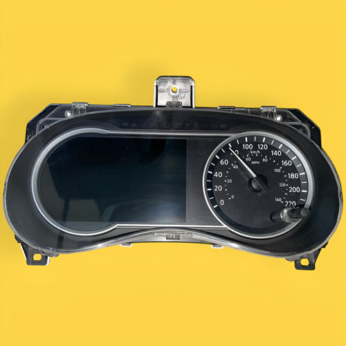 Clúster Velocímetro Para Nissan Versa Usado Original 20-24 Negro