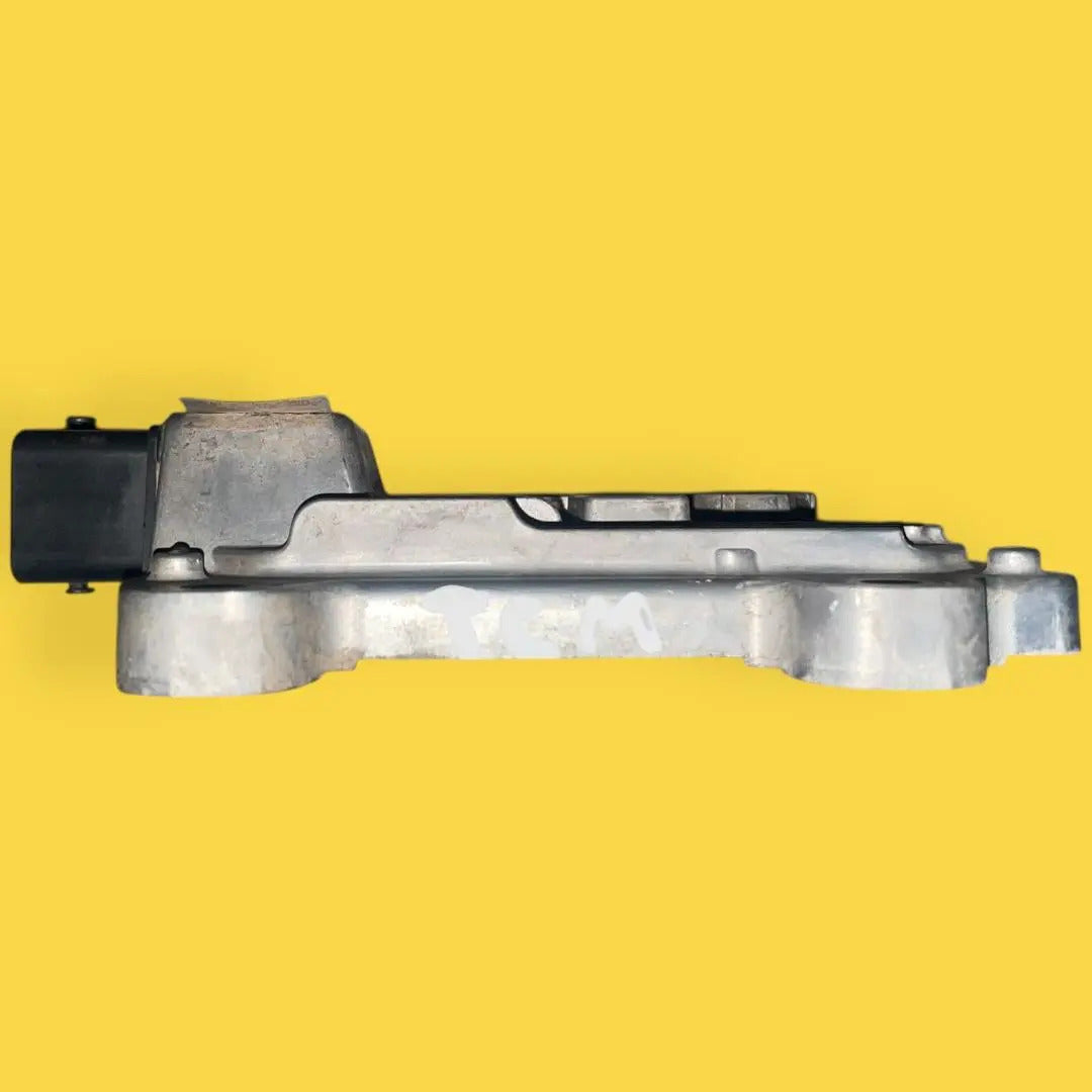 Computadora Tcm Nissan Versa Usado Original 11-17 310363al9d
