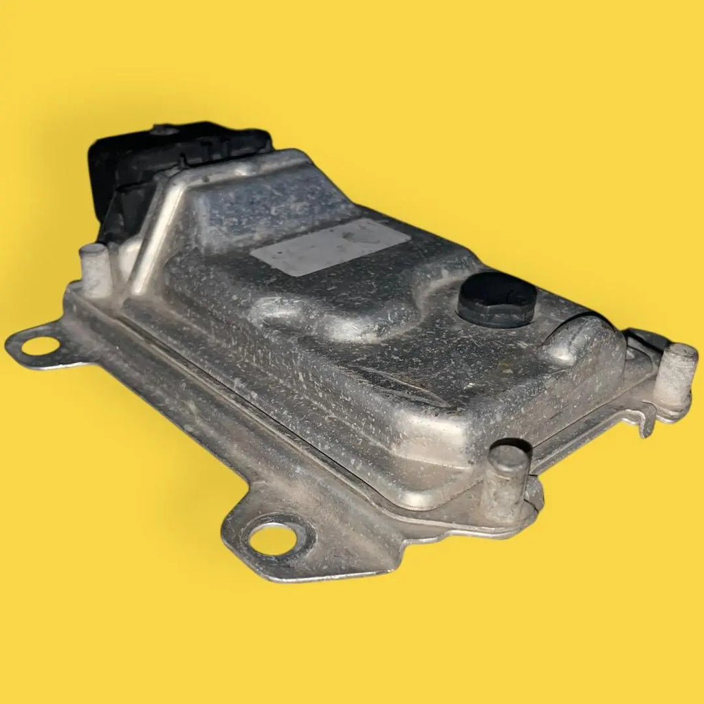 Computadora Tcm Sentra, Versa 1.6/1.8 Orig. 13-15 310f63sg0a