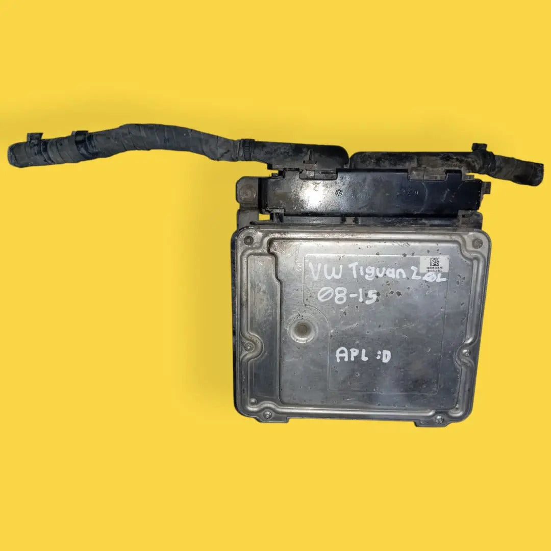 Computadora Motor Vw Tiguan 2.0t Usado Original 08-15