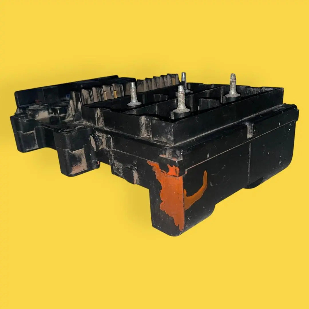 Caja Fusibles Caravan, Voyager, Town&country 96-00 P4707797