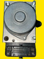 Modulo Abs Duster, Logan, Sandero Orig. 15-20 476600829r Plateado Y Negro