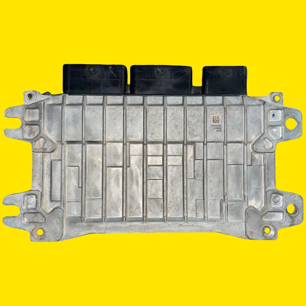 Computadora Motor Nissan Versa Usado Orig. 20-24 Bem532700