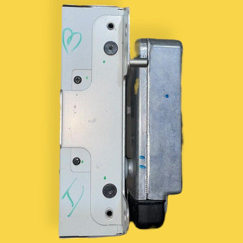 Estereo Pantalla Ford Mustang Usado Original 15-23 Negro