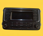 Estereo Pantalla Vw Vento,jetta,polo,golf 15-17 Usado Orig. Negro