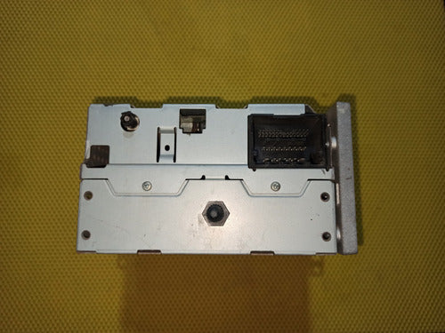 Estereo Chevrolet Sonic 2015 Usado Original